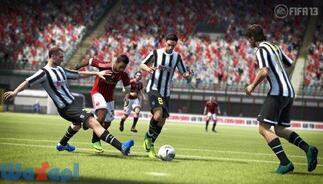FIFA 13 ���[���h�N���X �T�b�J�[�̉摜
