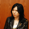 ̂|uAcid Black CherryvyasuɃC^r[̃Lv`[摜